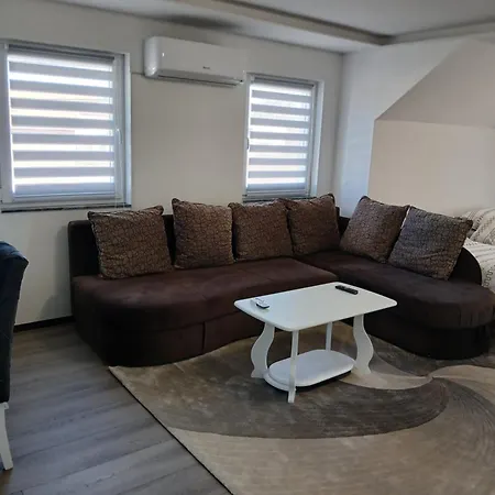 Гостевой дом Eni Илиджа