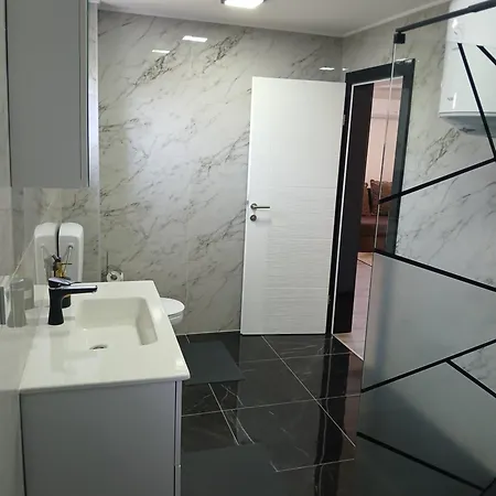 Eni Guest house